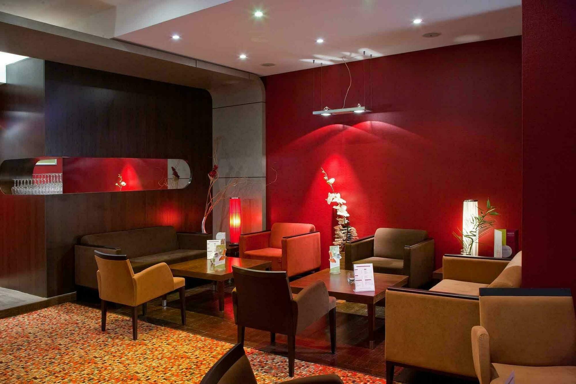 Mercure Angers Centre Gare Hotel Restaurant photo